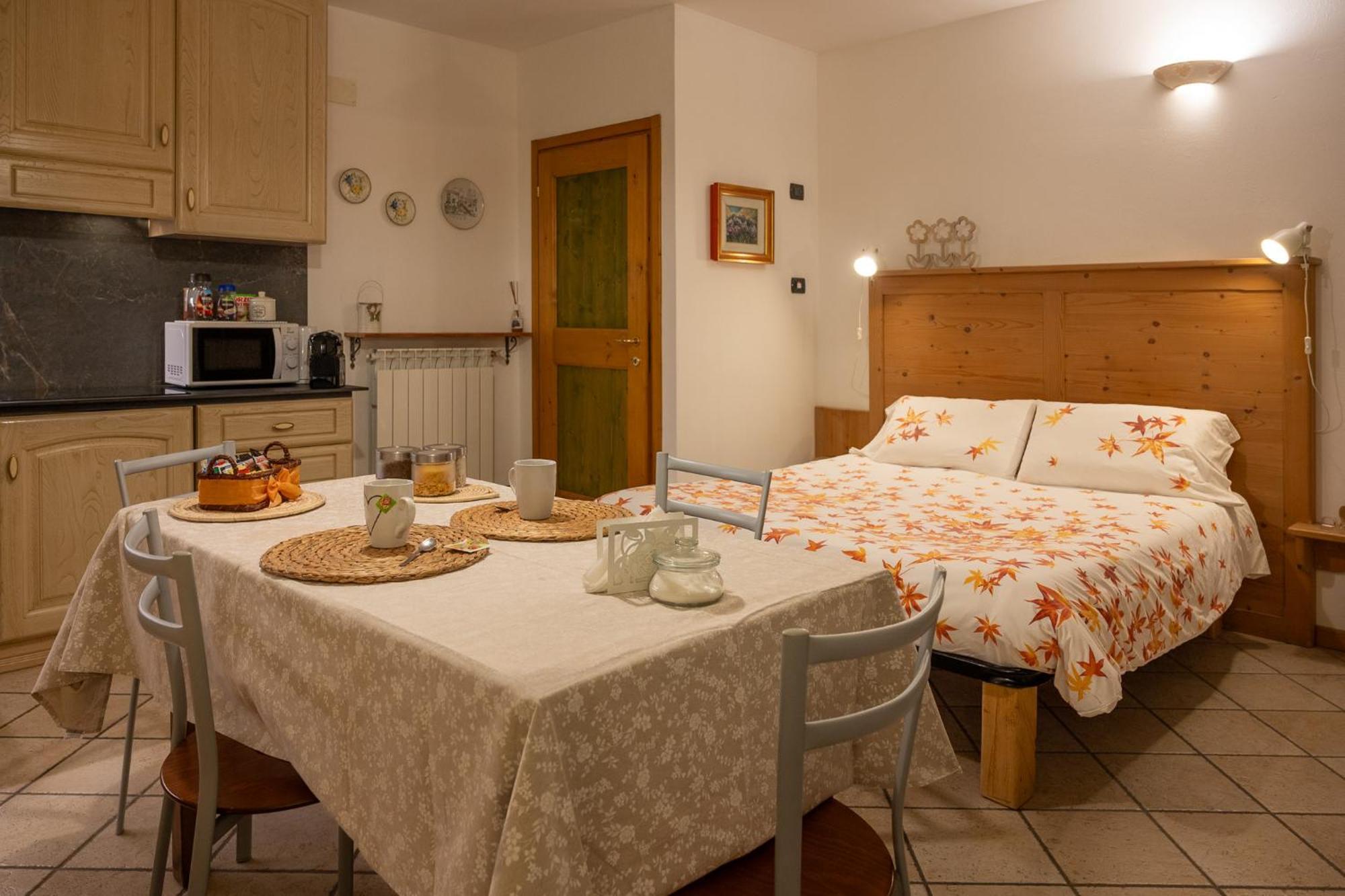 Baita De Eliseo B&B Valdisotto Exterior photo